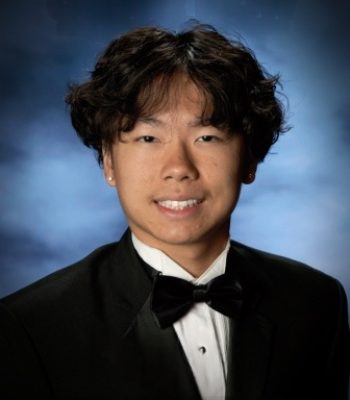 Yang, Dylan - Senior Photo